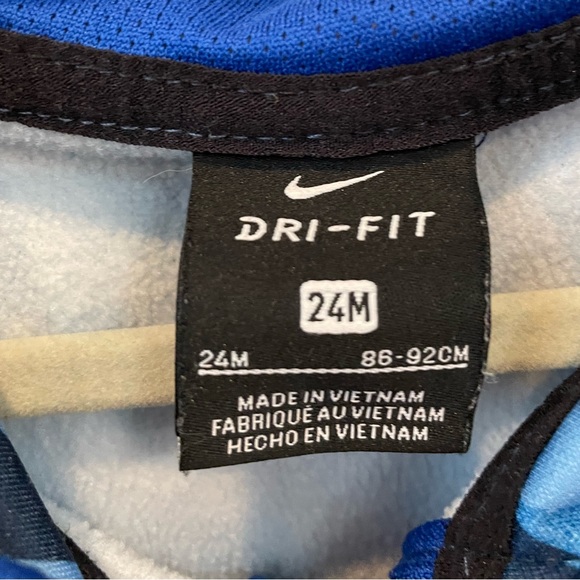 Nike Dri-Fit zip up jacket with hood. Boys size 24 months. - Picture 7 of 7